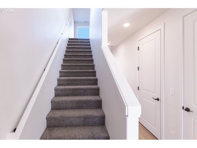 16009 Barlow Trail Ln, Oregon City, OR 97045