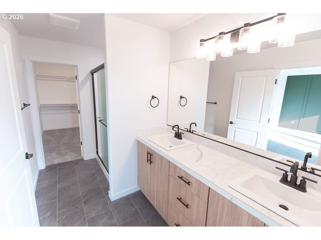 16009 Barlow Trail Ln, Oregon City, OR 97045