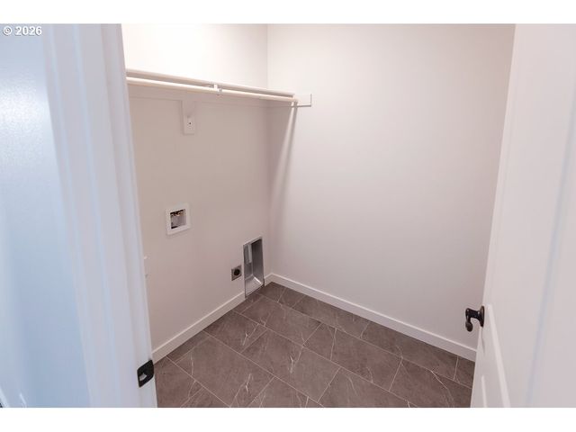 16009 Barlow Trail Ln, Oregon City, OR 97045