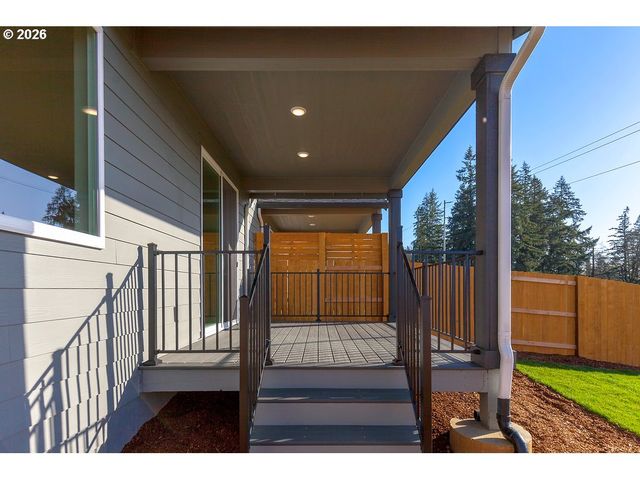 16009 Barlow Trail Ln, Oregon City, OR 97045