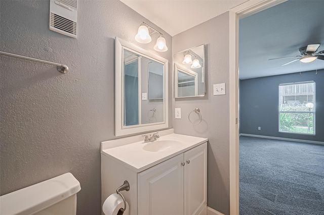 12905 Woodforest Boulevard 107, Houston, TX 77015