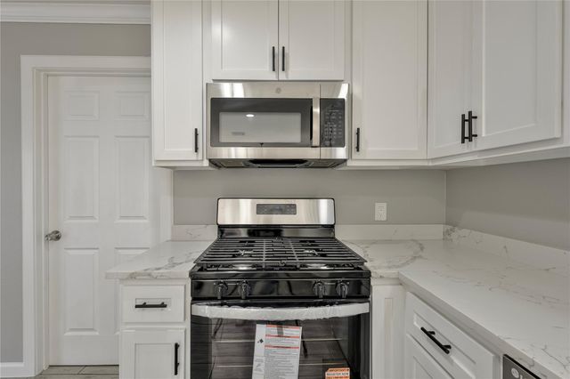 10803 Braes Forest Drive, Houston, TX 77071