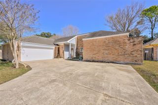 10803 Braes Forest Drive, Houston, TX 77071