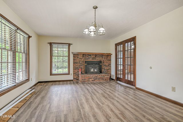 602 Heaton Creek Road, Roan Mountain, TN 37687