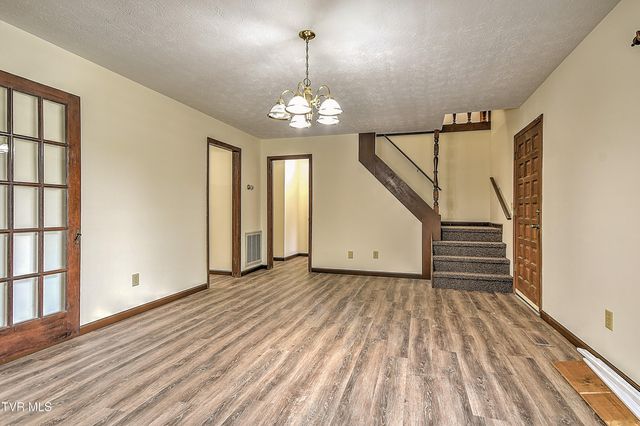 602 Heaton Creek Road, Roan Mountain, TN 37687