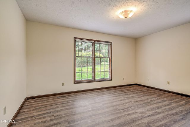 602 Heaton Creek Road, Roan Mountain, TN 37687