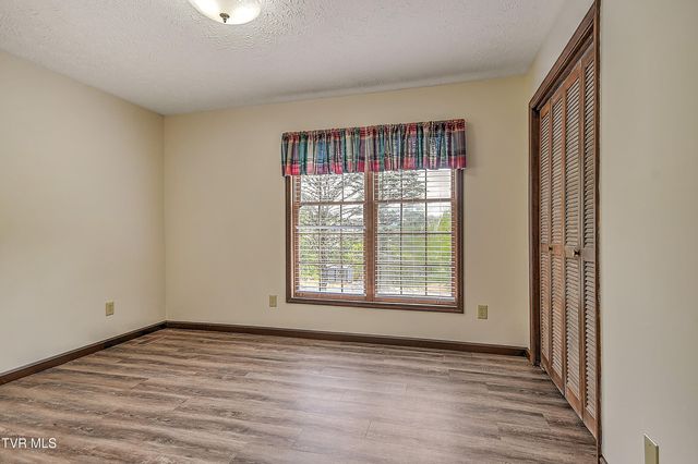 602 Heaton Creek Road, Roan Mountain, TN 37687