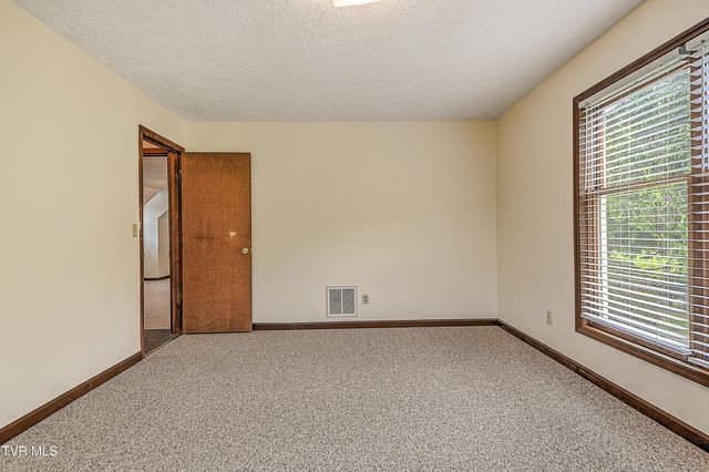 602 Heaton Creek Road, Roan Mountain, TN 37687