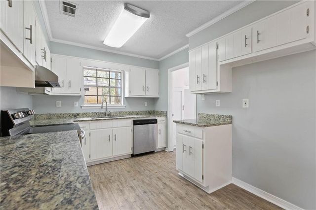 9743 Petaluma Drive, Semmes, AL 36575