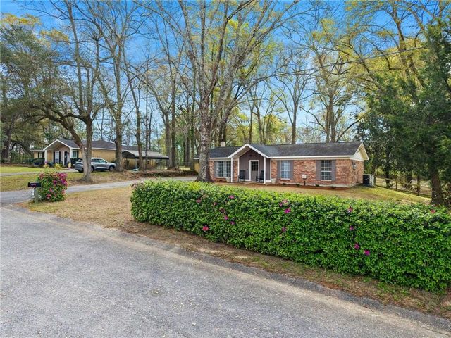 9743 Petaluma Drive, Semmes, AL 36575