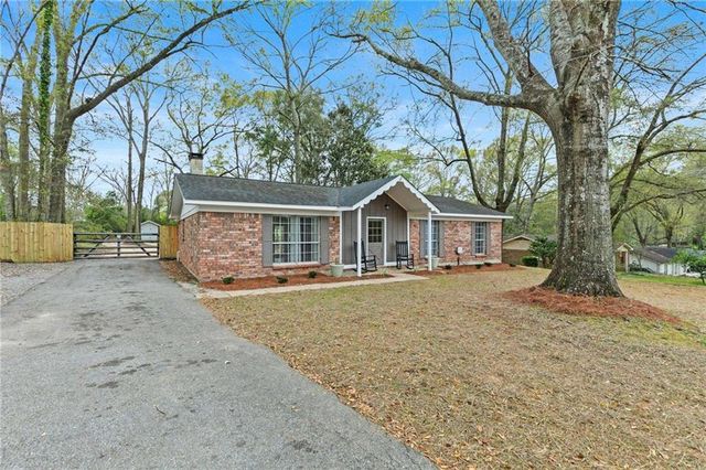 9743 Petaluma Drive, Semmes, AL 36575