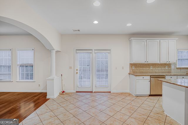 7646 Forest Glen Way, Lithia Springs, GA 30122