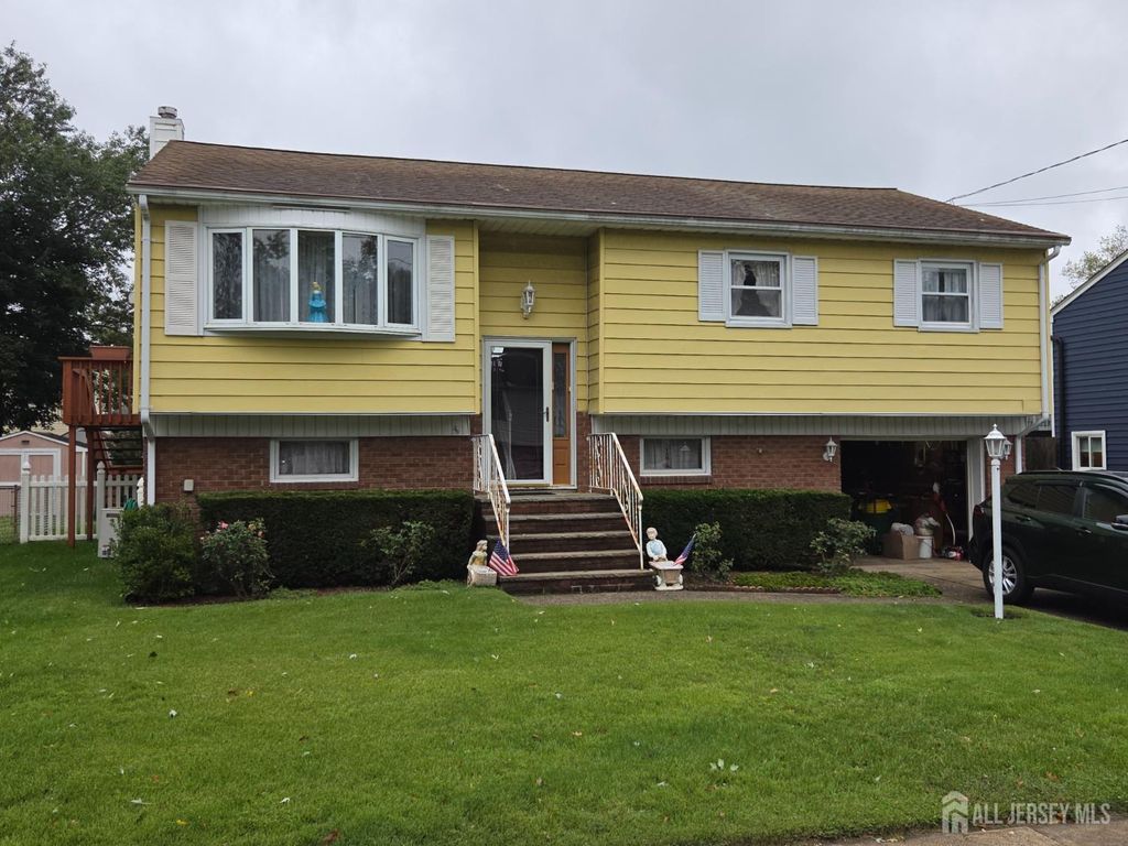 42 Diane Avenue, Old Bridge, NJ 08857