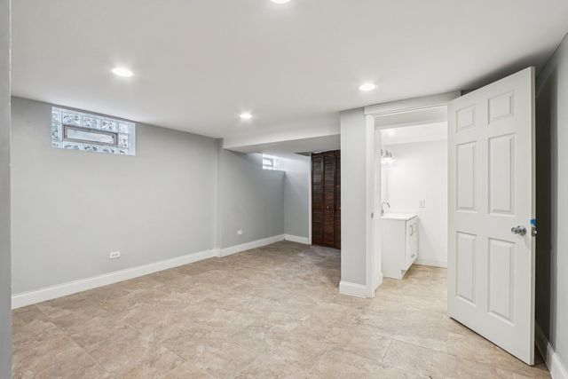 1336 E 73rd Street, Chicago, IL 60619