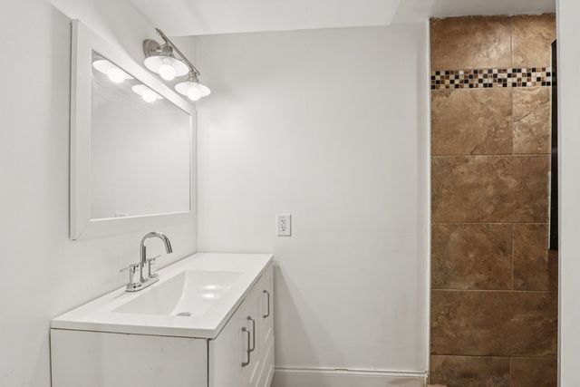 1336 E 73rd Street, Chicago, IL 60619