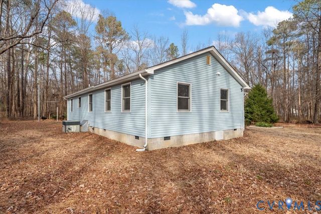 19707 Walker Ave, Chesterfield, VA 23834