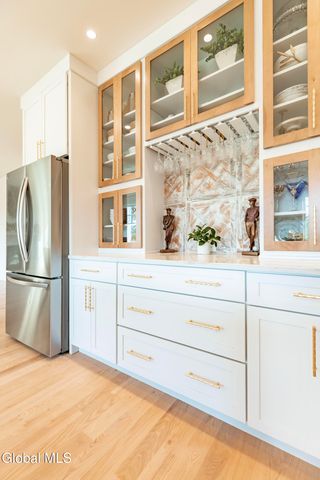 24 Crescent Terrace, North Greenbush, NY 12198