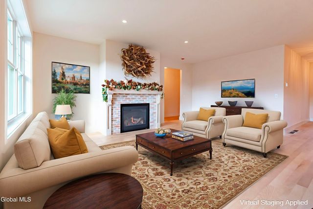 24 Crescent Terrace, North Greenbush, NY 12198