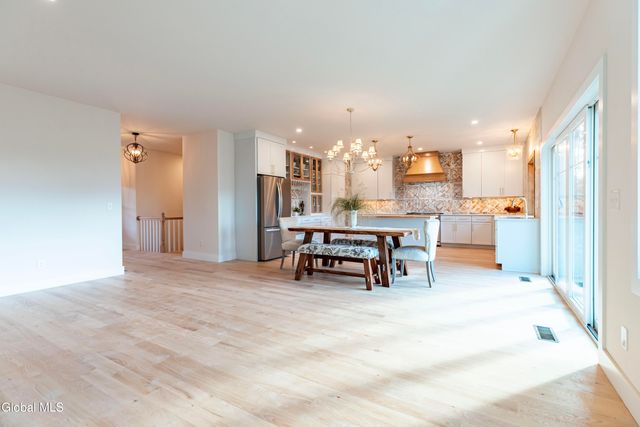 24 Crescent Terrace, North Greenbush, NY 12198