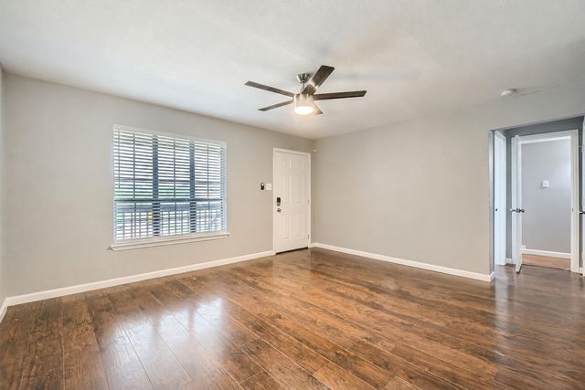 306 Lakey Road, Seagoville, TX 75159