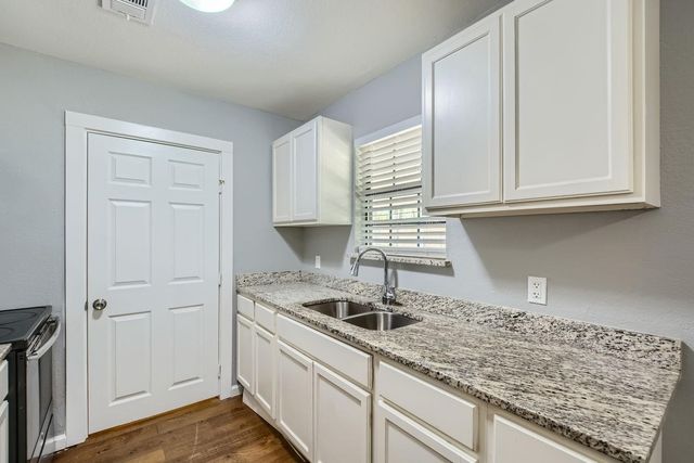 306 Lakey Road, Seagoville, TX 75159