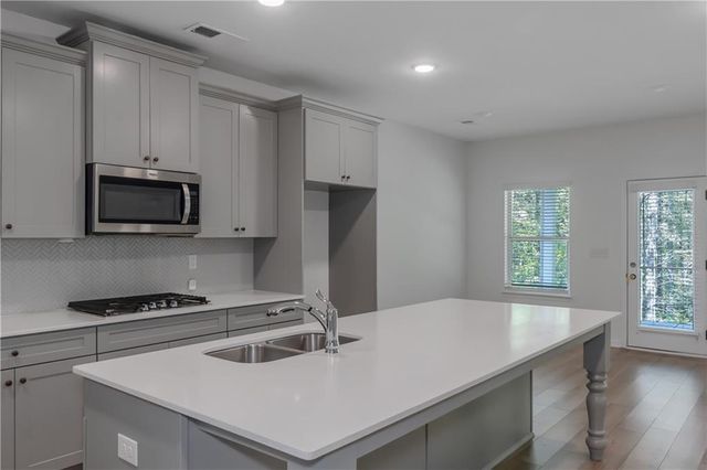 420 Tavistock Court, Mcdonough, GA 30252