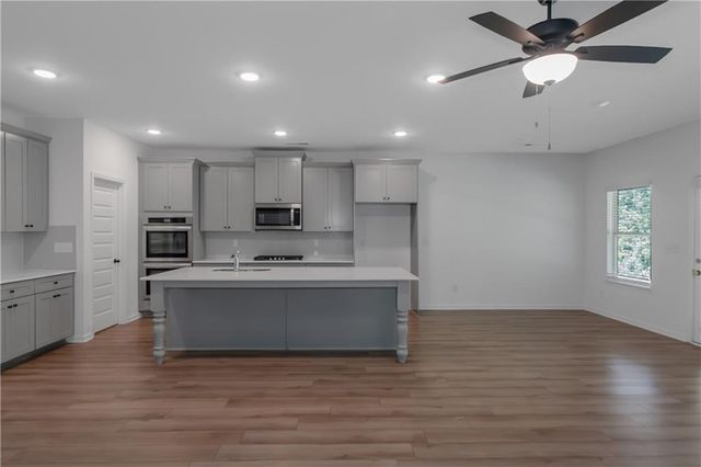 420 Tavistock Court, Mcdonough, GA 30252