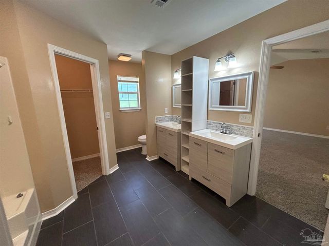 1454 Little Creek Dr, Pensacola, FL 32506