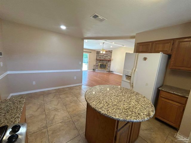 1454 Little Creek Dr, Pensacola, FL 32506