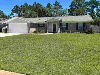 1454 Little Creek Dr, Pensacola, FL 32506