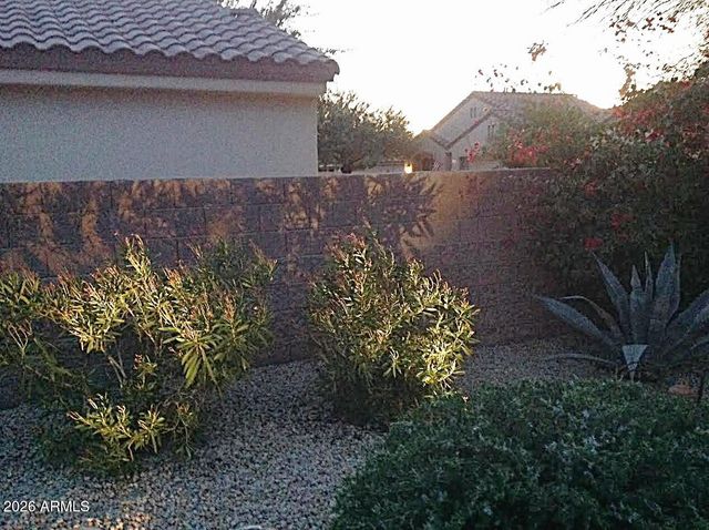 15813 W ALPINE RIDGE Drive, Surprise, AZ 85374