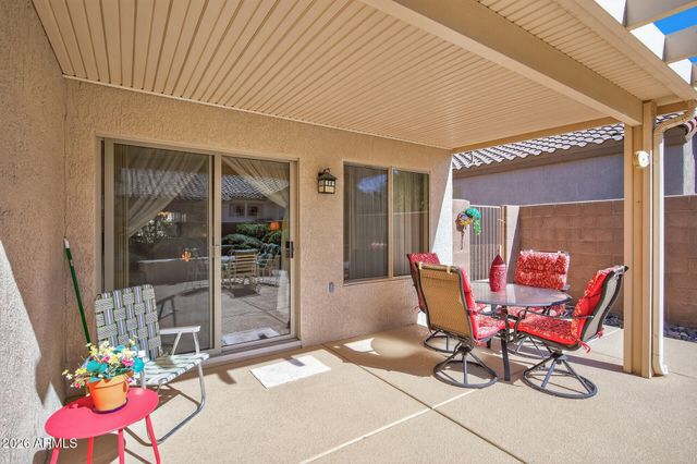 15813 W ALPINE RIDGE Drive, Surprise, AZ 85374