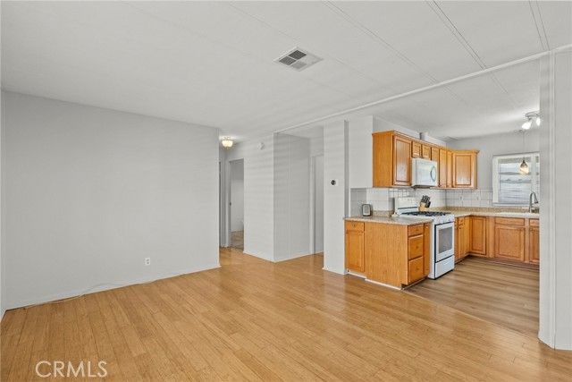 6480 Katherine, Simi Valley, CA 93063