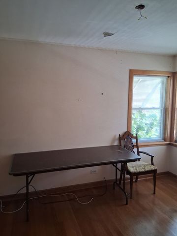 3423 N OSCEOLA Avenue, Chicago, IL 60634