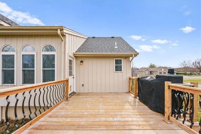 1104 Regency Drive, Kearney, MO 64060