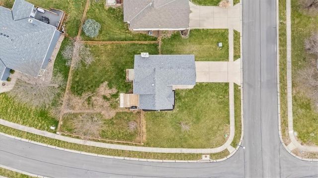 1104 Regency Drive, Kearney, MO 64060