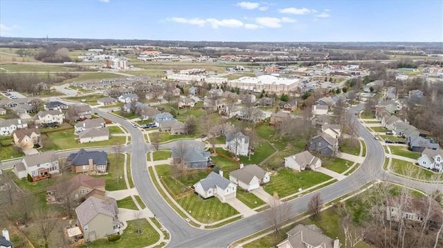 1104 Regency Drive, Kearney, MO 64060