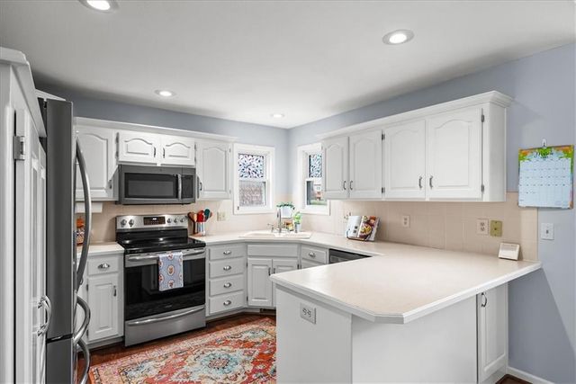 1104 Regency Drive, Kearney, MO 64060