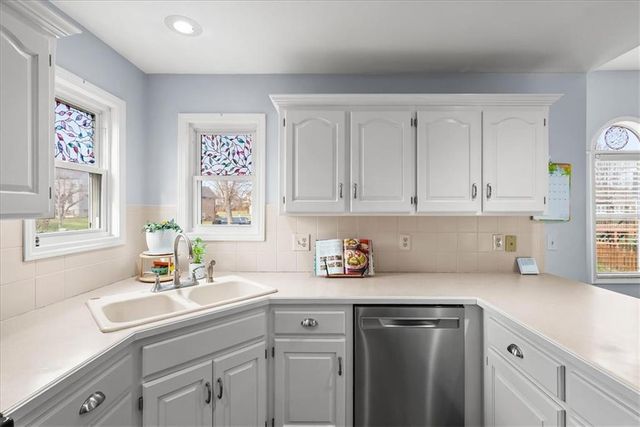 1104 Regency Drive, Kearney, MO 64060