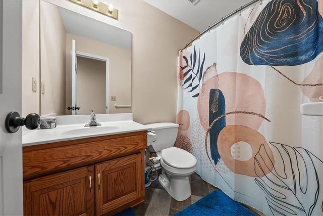 1104 Regency Drive, Kearney, MO 64060