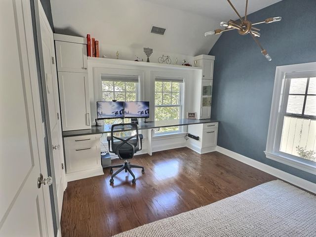 350 Heathcote Road, Scarsdale, NY 10583