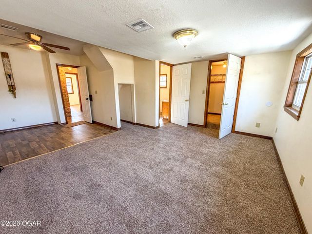 210 N Moffet Avenue, Joplin, MO 64801