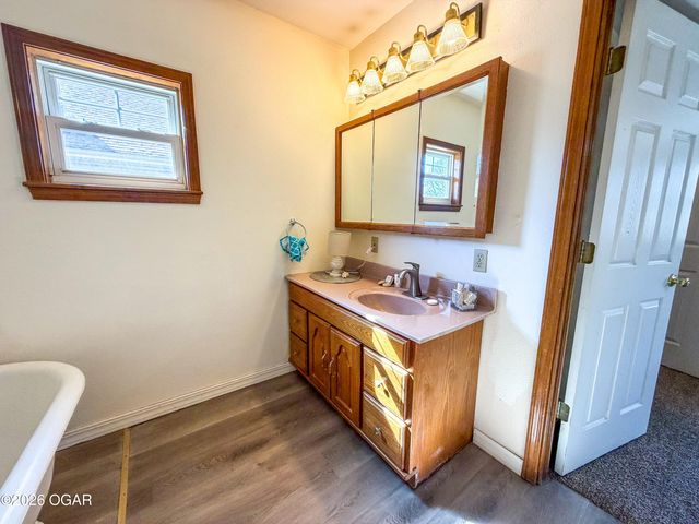 210 N Moffet Avenue, Joplin, MO 64801