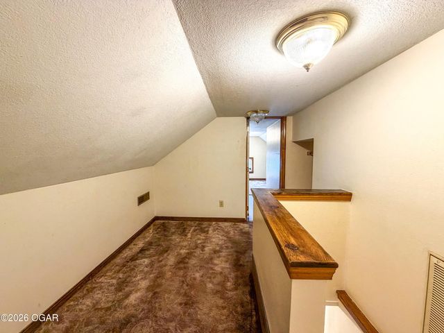 210 N Moffet Avenue, Joplin, MO 64801