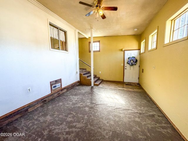 210 N Moffet Avenue, Joplin, MO 64801