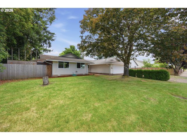 1360 Sw 2ND St, Mc Minnville, OR 97128