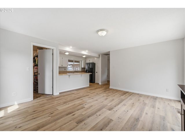 1360 Sw 2ND St, Mc Minnville, OR 97128