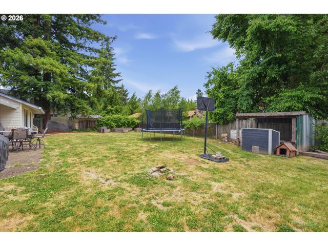 1360 Sw 2ND St, Mc Minnville, OR 97128