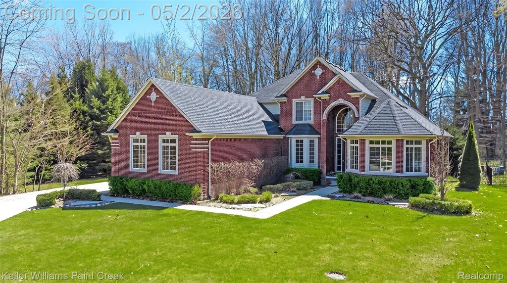 50182 Dante Court, Chesterfield Township, MI 48047