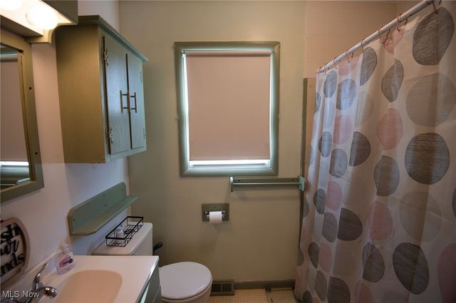 120 Winter Lane, Cortland, OH 44410